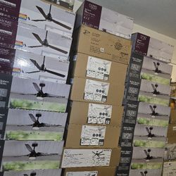Tengo Abanicos  Nuevos De Lujo Preciosos  De 56" Grandes Negros $89 & Mas