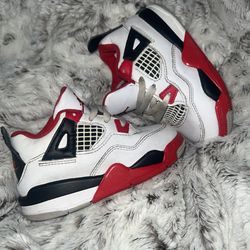 Jordan Retro 4s 7c