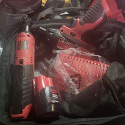 Milwaukee Combo Kit Circule Saw Impact And Archet 1 Battery And Charger New Bit Of Dust But New