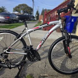 Schwinn Mountain Bike 24"Tires 
Great Condition  Ready to Ride 
