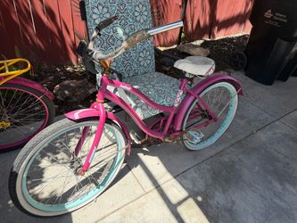 Huffy Cruiser Bike Pink and Teal