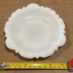 MILK GLASS ASHTRAY..