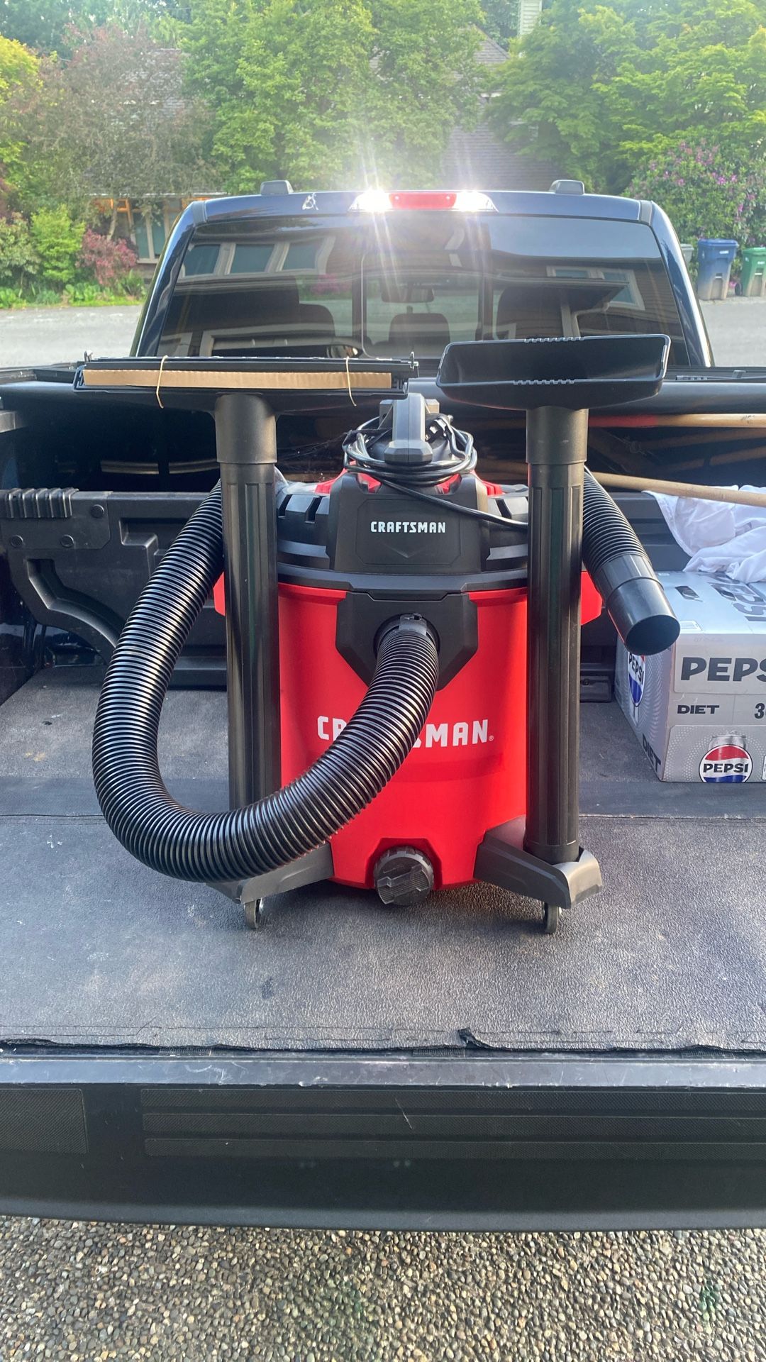 Craftsman 12 Gallon Wet/Dry 6 Peak HP Shop Vac