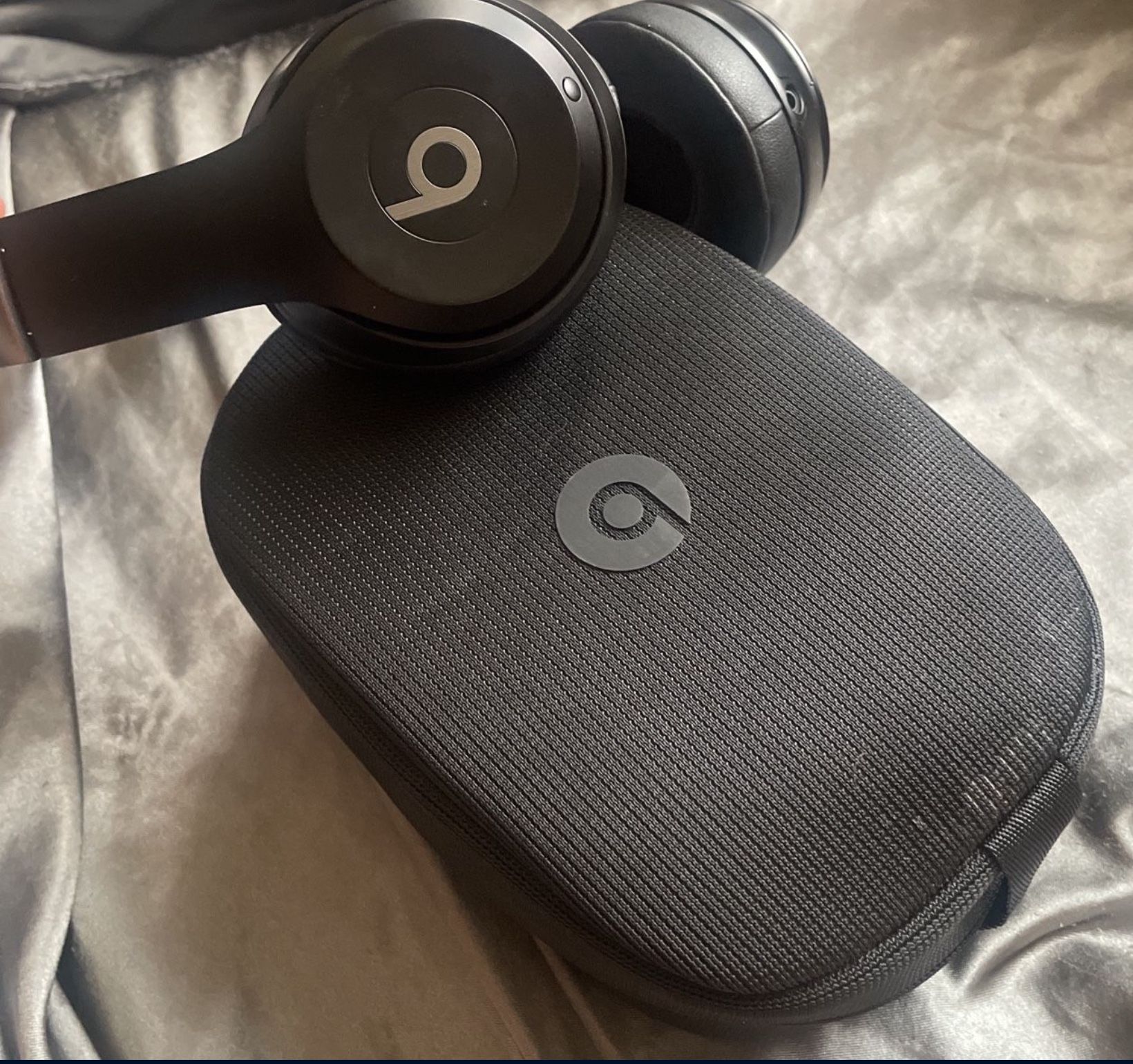 Beats solo 4s
