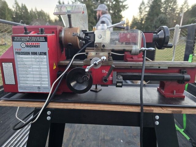 Central Machinery 7"x12" Precision Mini Lathe