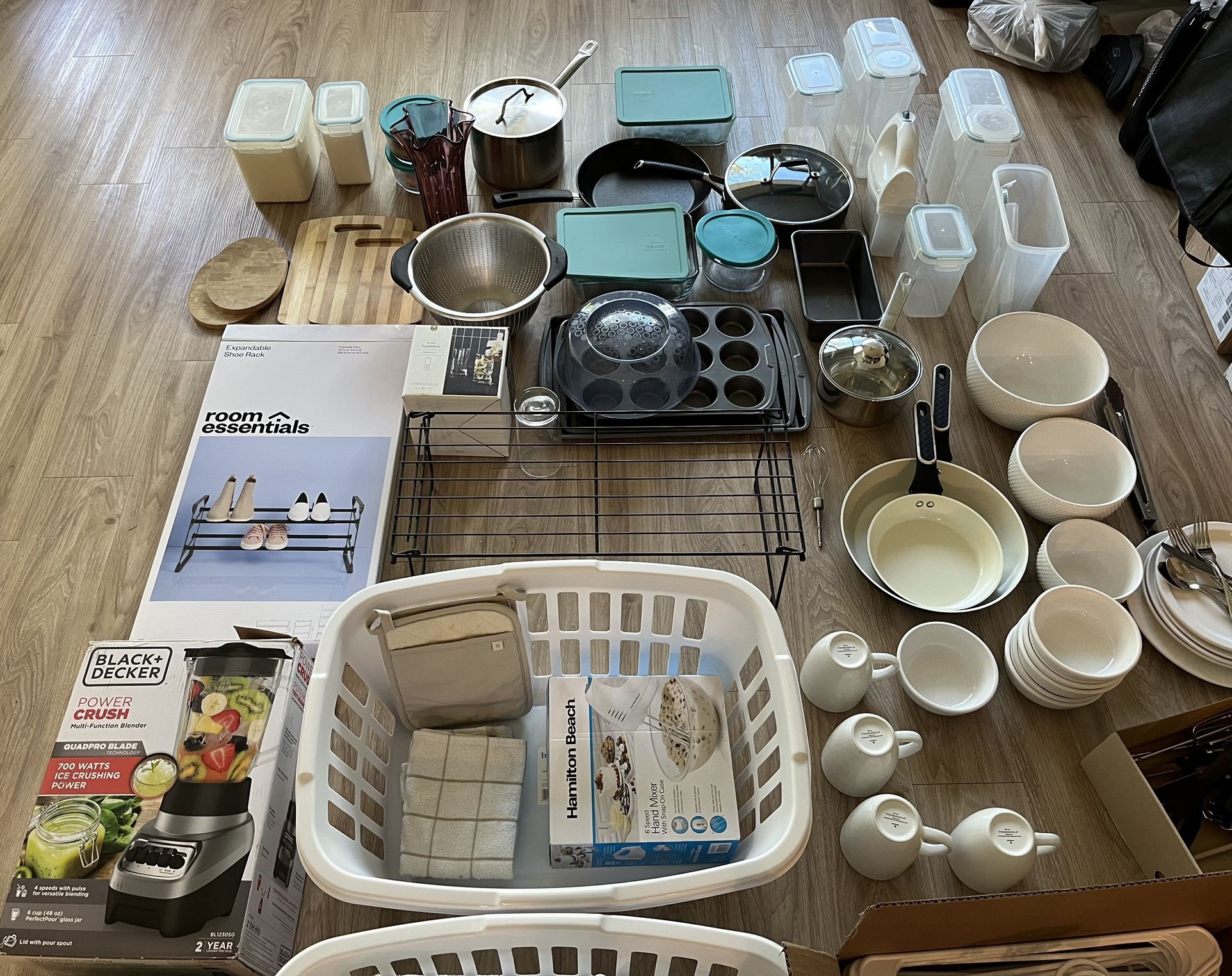 Assorted Home Essentials Bundle