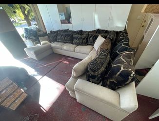 ////BEST OFFER////// 3 Piece   Sectional Sofa Couch-DELIVERY AVAILABLE!!!!!!!