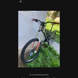 downhill bike 
