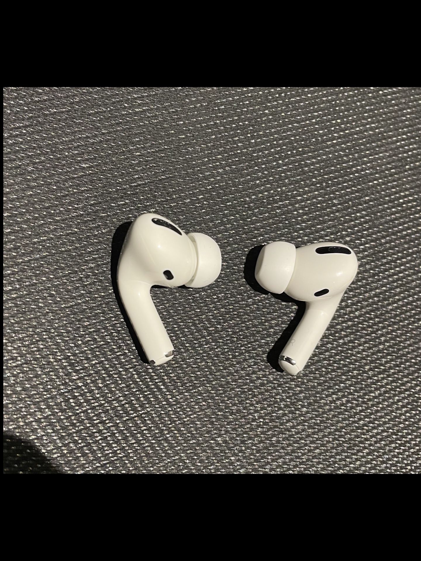 Left And Right Apple AirPod Pro