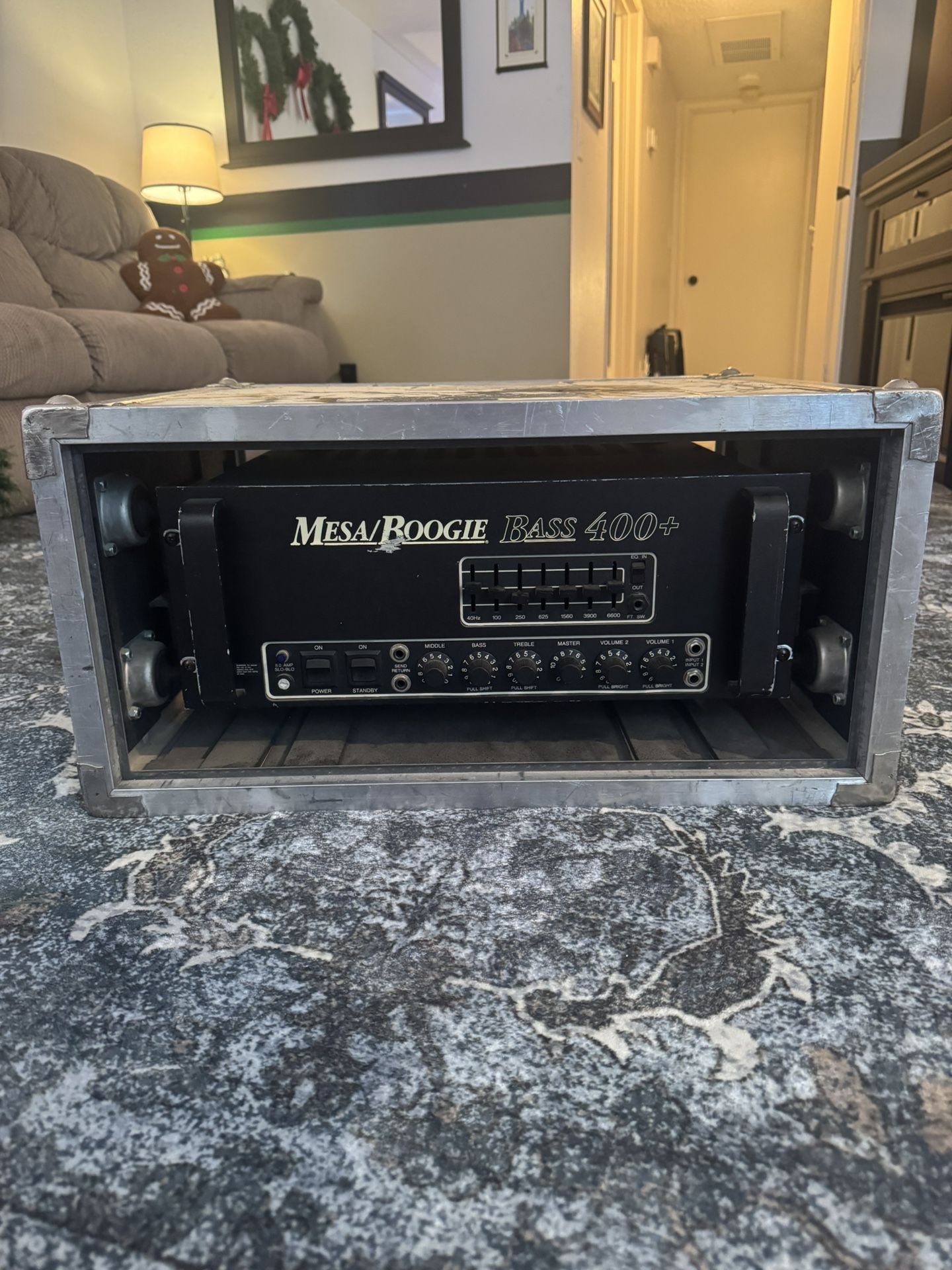 Mesa Boogie 400+ bass amplifier