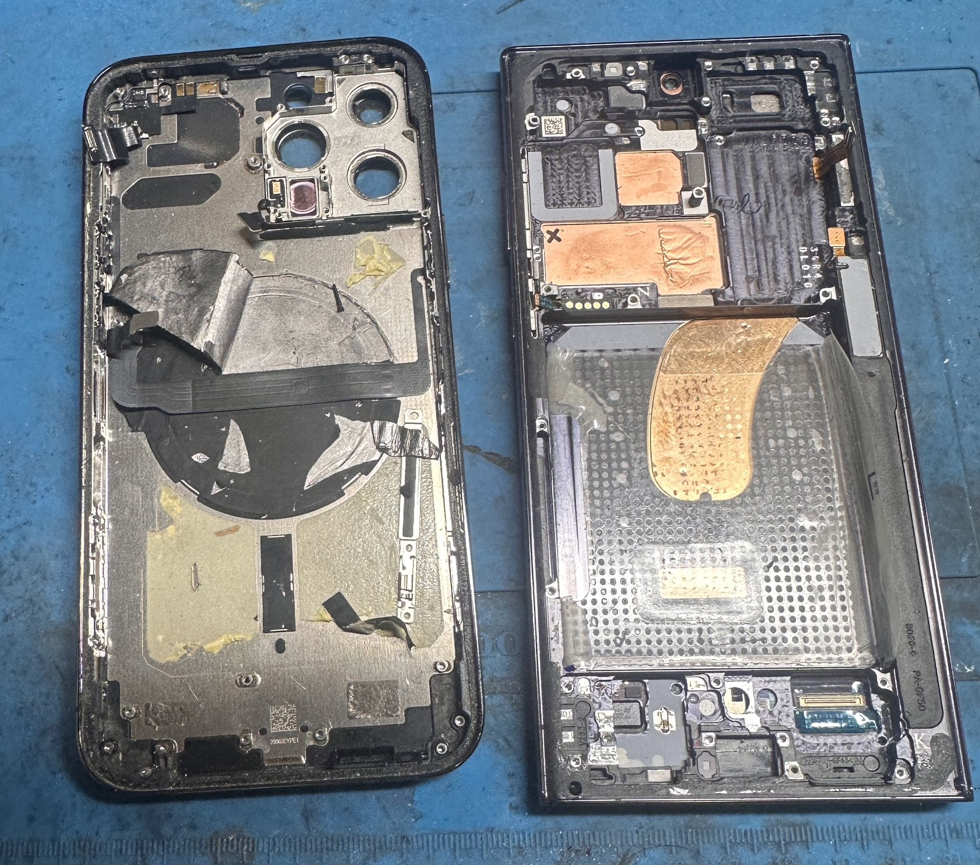 iPhone LCD Screen (R.E.P.A.I.R)