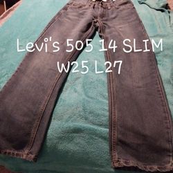 Levi's 