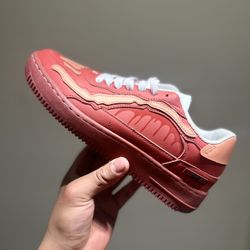 Size 6.5 Men’s /womens 8.0