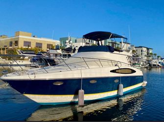 2004 Regal 3880 Commodore Flybridge – Exceptionally Maintained