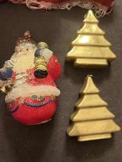 Santa And Gold Tree Candles