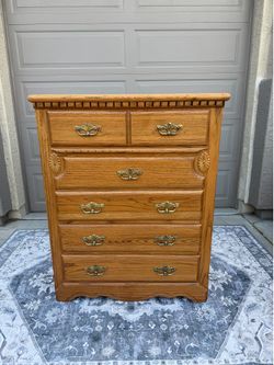 Oak Wood Chest of Drawers Dresser with front & back Dovetail Drawers