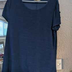 Women's Top XL