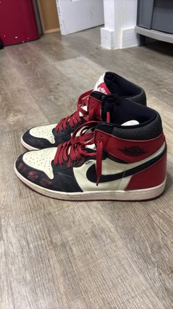 Men Nike Air Jordan 1 High 'Black Toe' 1985