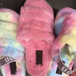 UGG Slides