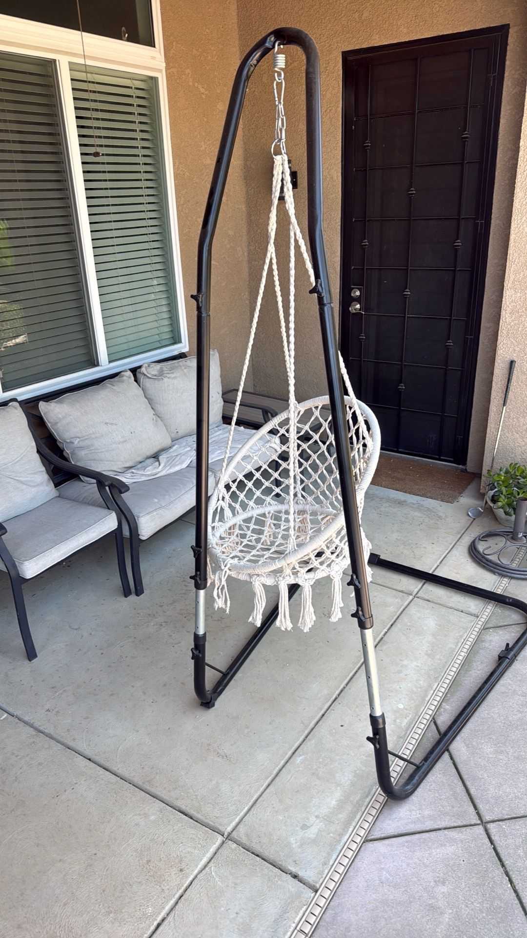 Hanging chair
