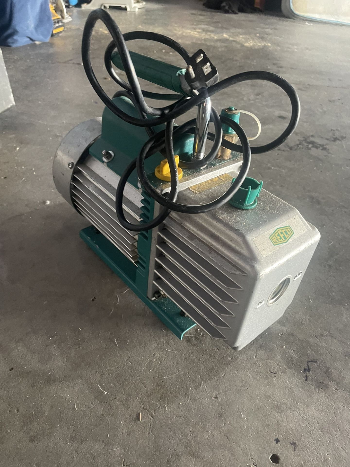 HVAC Vacuum Pump