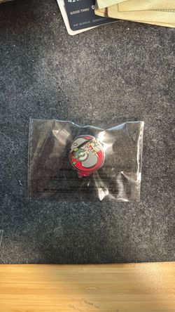 Amoongus pin