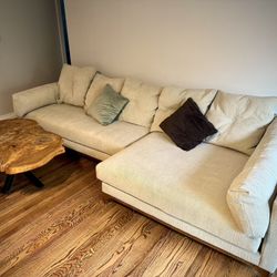 NEW  Macys 2 Piece Sectional 11’