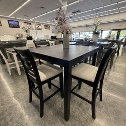 5 PC DINING TABLE 
