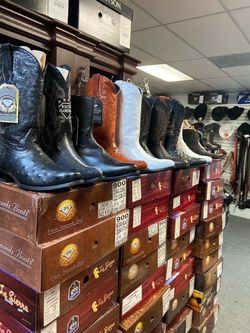 Gran variedad de botas vaqueras para toda la familia