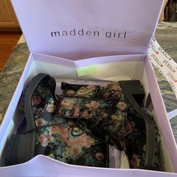 Girls Madden Boots Size 5