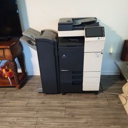Konica Minolta Bizhub 284 e