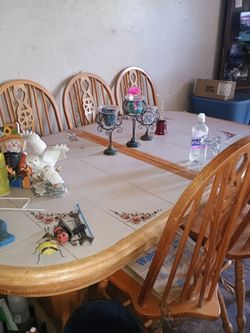 Kitchen table