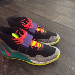 Nike Size 12.5 Air Force Max
