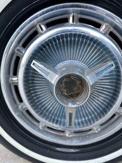 Hubcaps impala