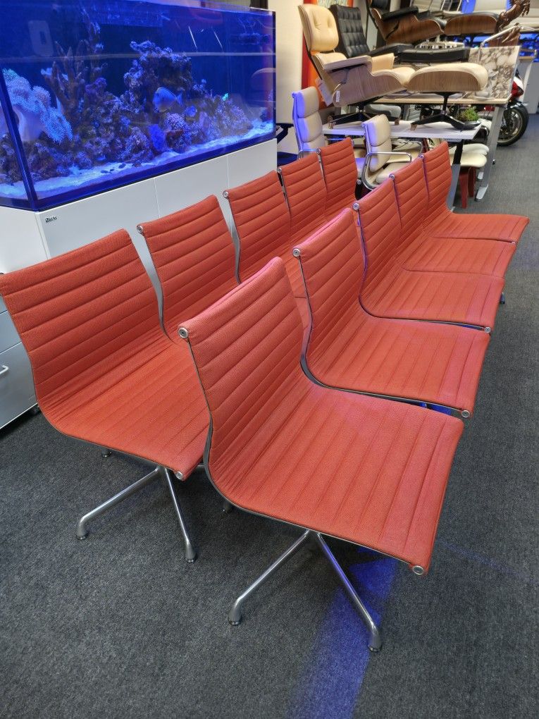 🍀LIKE NEW!🍀100% HERMAN MILLER EAMES ALUMINUM GROUP MANAGEMENT CHAIRS IN BEAUTIFUL RED HOPSACK FABRIC 10 AVAILABLE!  PERFECT FOR DINING OR CONFERENCE