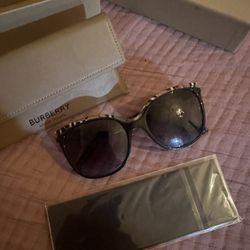 Burberry Sunglasses 