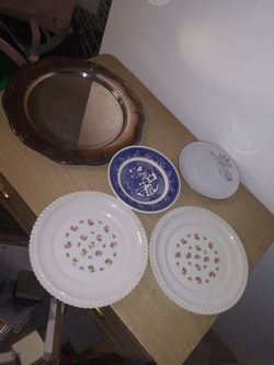 Household kitchenware glass plates