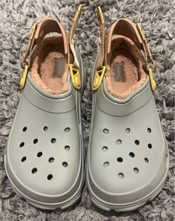 CROCS All-Terrain Lined Clogs Womens 11 Mens 9 Traction Soles Adjustable Straps - Like New!