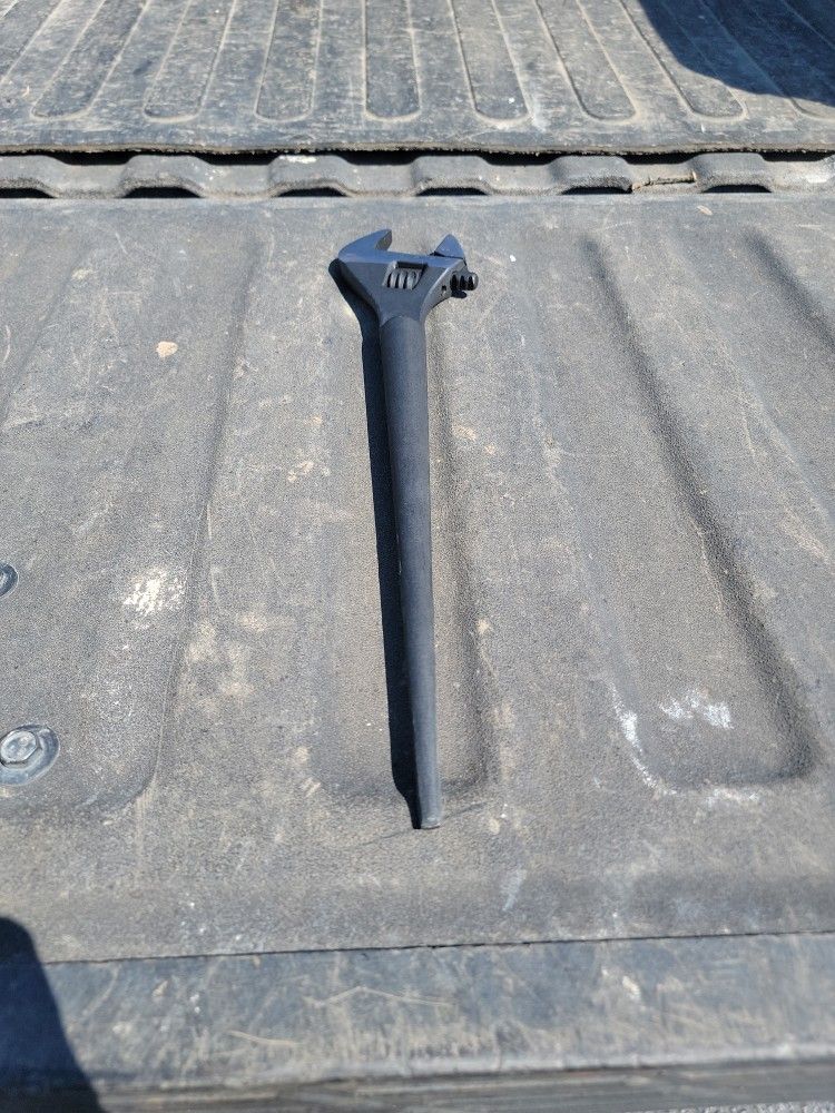Spud Wrench