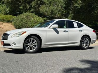 2013 INFINITI M