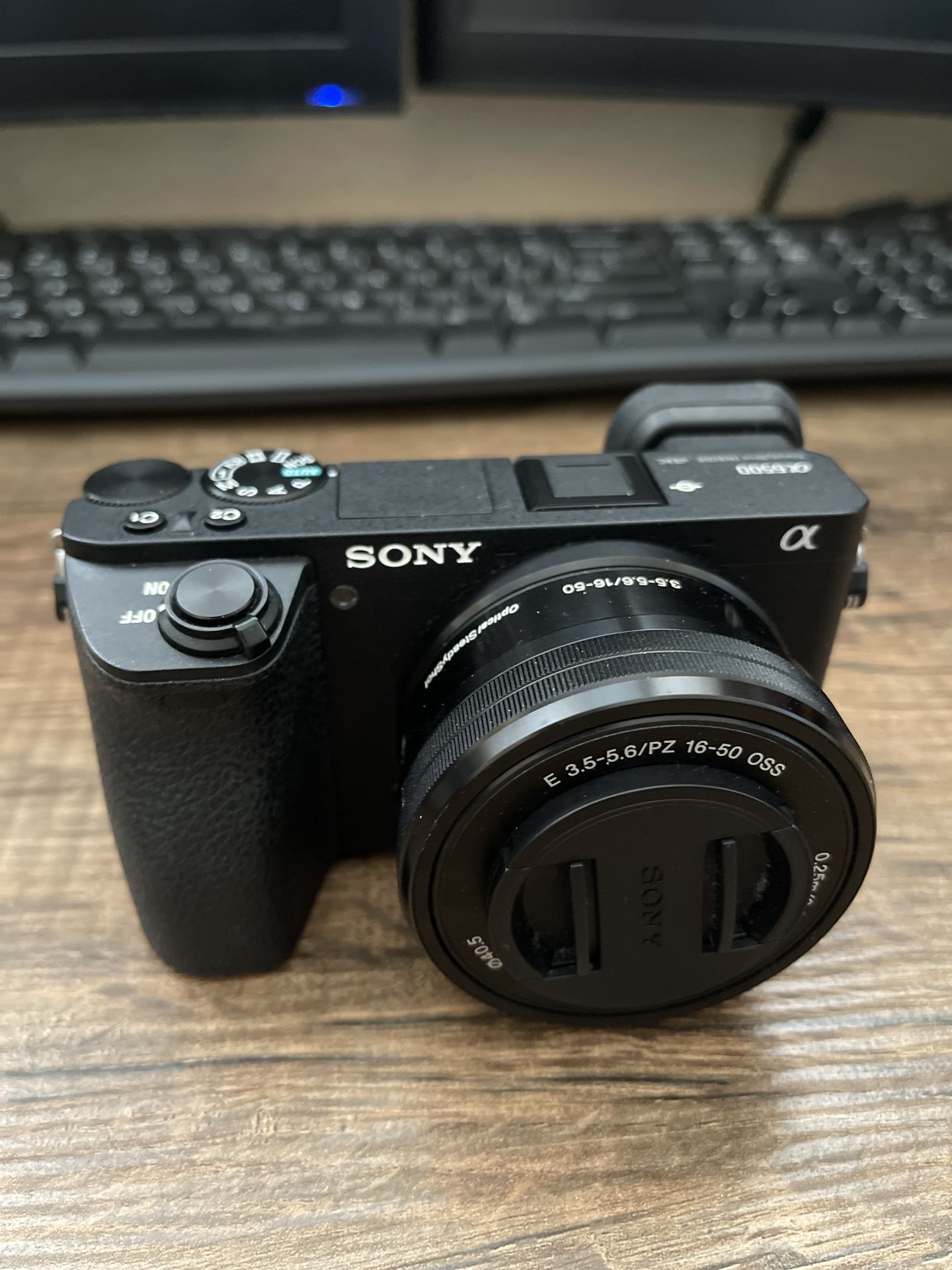 Sony A6500 Mirrorless Camera With 16-50mm/3.5-5.6