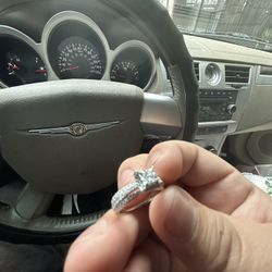 1 Karat Diamond Ring. 