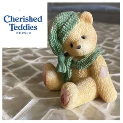 Cherished Teddies #534226 Meredith "You're As Cozy As..." Retired 2001 Green Hat