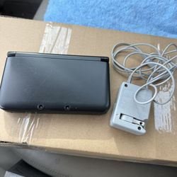 Nintendo 3DS XL -Good Condition