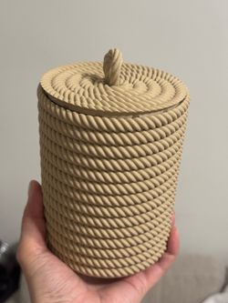 Modern 3D Printed Rope Storage Jar with Lid – Decorative Organizer