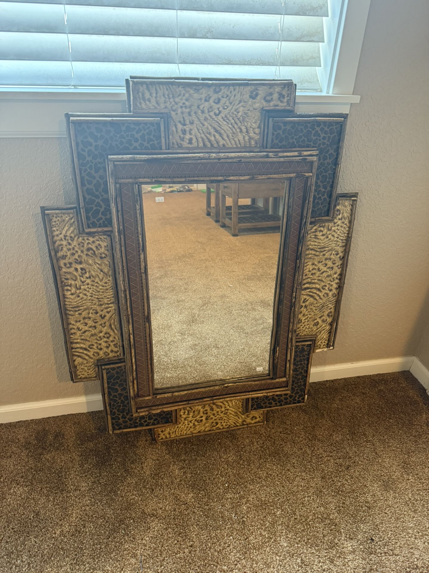 Safari Mirror