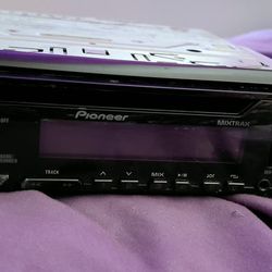 Great Pioneer Car Stereo 