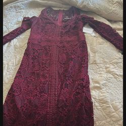 New- Cold Shoulder Lace Dress