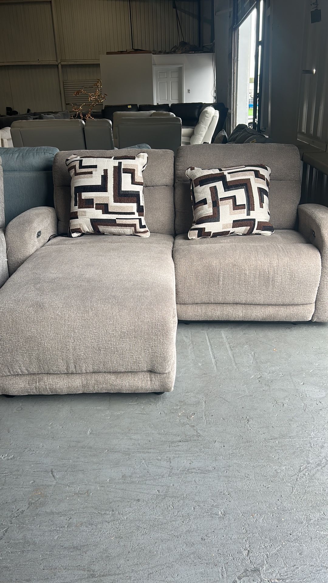 Couch With One Recliner 