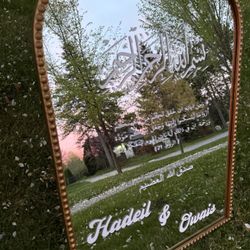 Gold mirror welcome wedding sign! 